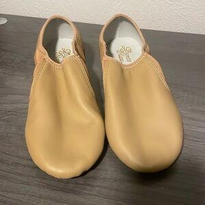 Dance class leather dance shoes